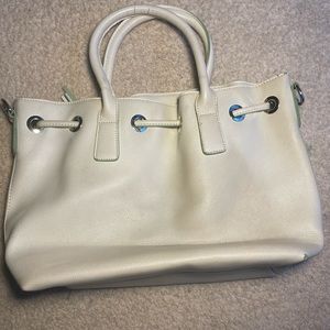 Large Honeydew Michael Kors Purse.